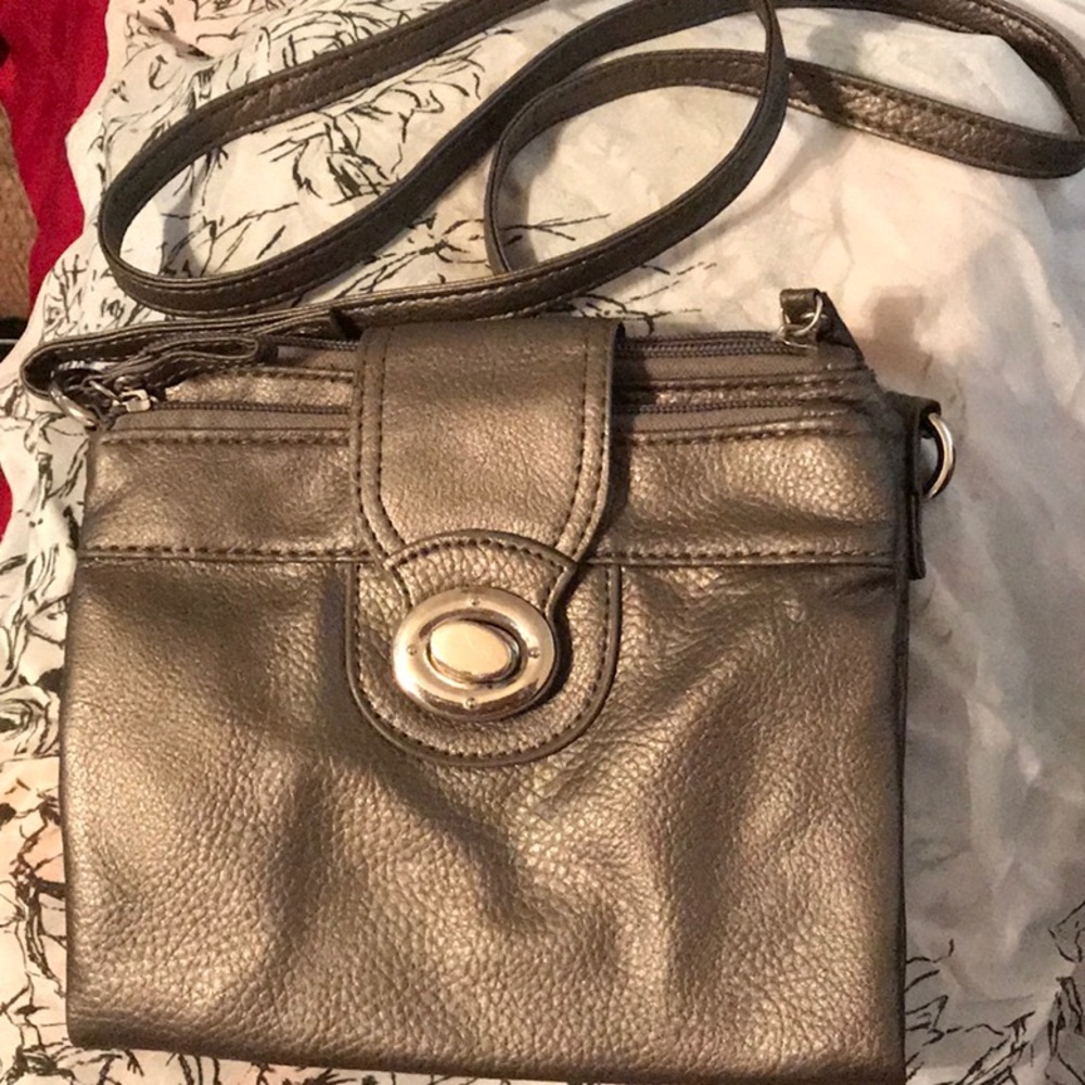 Cross body.